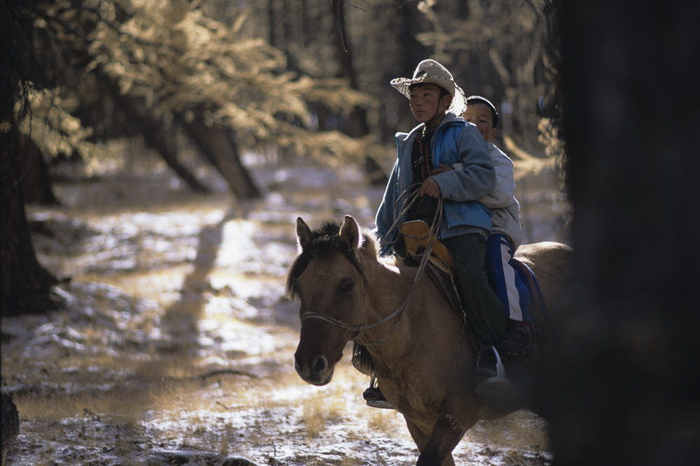 Nomads Nomadic Children Mongolia - copyright 2013 Sven Zellner/Agentur Focus